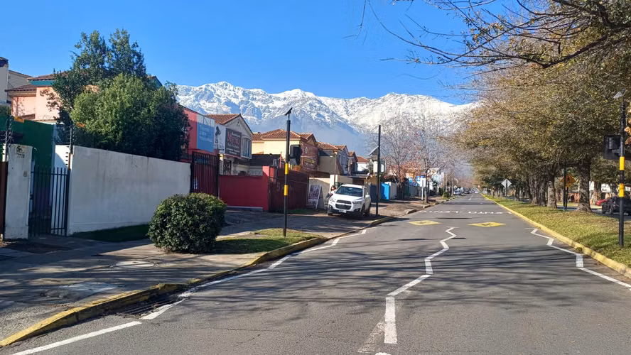 CASA EN VENTA EN LAS VENDIMIA SUR