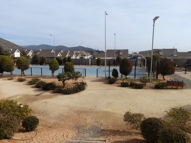AÑO CORRIDO , EN CONDOMINIO ALTO HACIENDA - Imagen 19