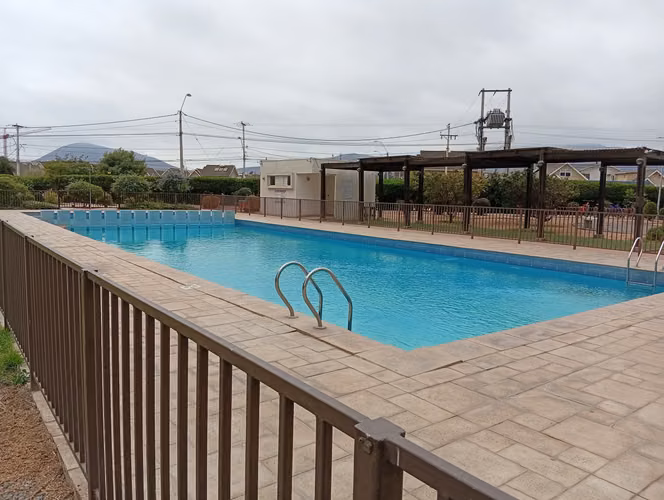 AÑO CORRIDO , EN CONDOMINIO ALTO HACIENDA - Imagen 20