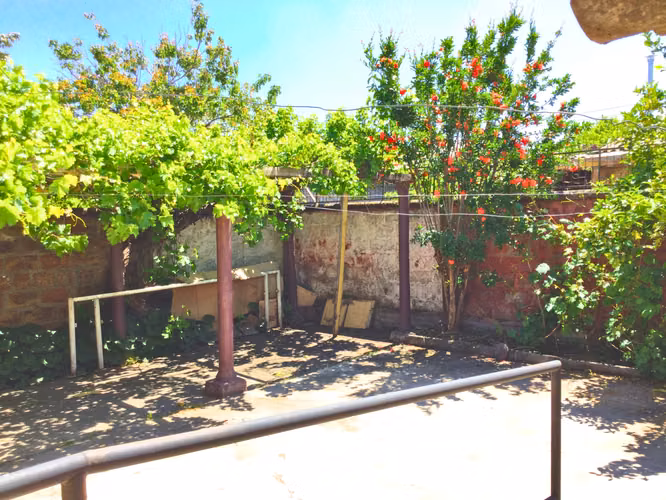 PRECIO REBAJADO GRAN PATIO OPORTUNIDAD