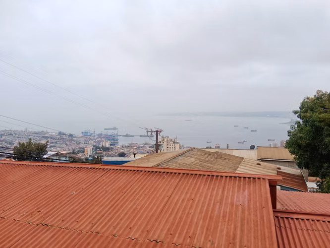 TERRENO PLANO CON CASA IDEAL INVERSIÓN