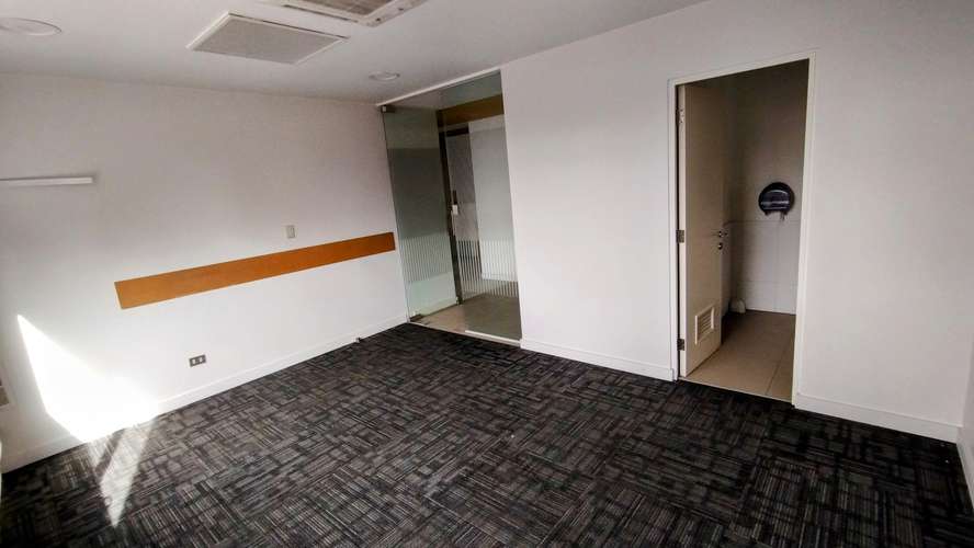 PLANTA LIBRE 425 M2, UF 0,18/M2, UN MES DE GRACIA, CENTRO - Imagen 17