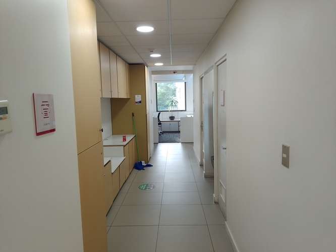 PLANTA LIBRE 425 M2, UF 0,18/M2, UN MES DE GRACIA, CENTRO - Imagen 3