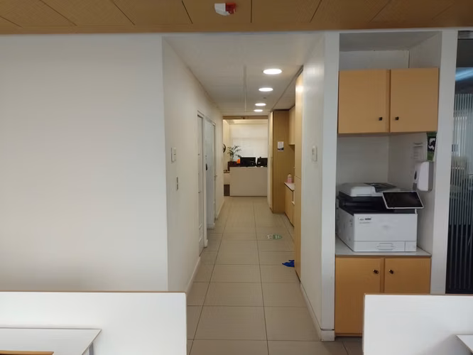 PLANTA LIBRE 425 M2, UF 0,18/M2, UN MES DE GRACIA - Imagen 5