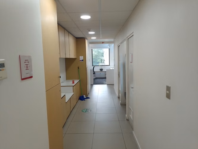 PLANTA LIBRE 425 M2, UF 0,18/M2, UN MES DE GRACIA - Imagen 3