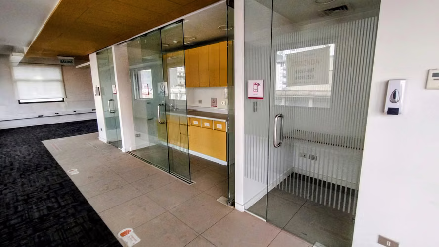 PLANTA LIBRE 425 M2, UF 0,18/M2, UN MES DE GRACIA - Imagen 21
