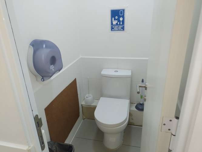 PLANTA LIBRE 425 M2, UF 0,18/M2, UN MES DE GRACIA, CENTRO - Imagen 9