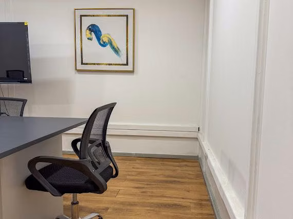 CASA COMERCIAL REMODELADA AMOBLADA