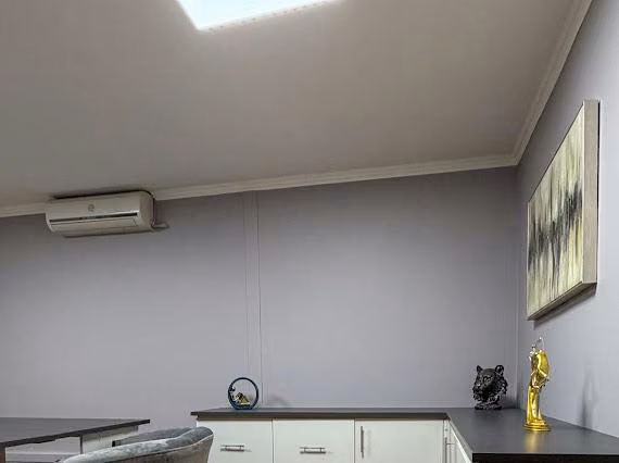 CASA COMERCIAL REMODELADA AMOBLADA
