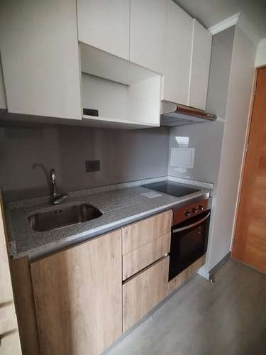 ARRIENDO HOME STUDIO SAN MARTIN 811 CON REFRIGERADOR