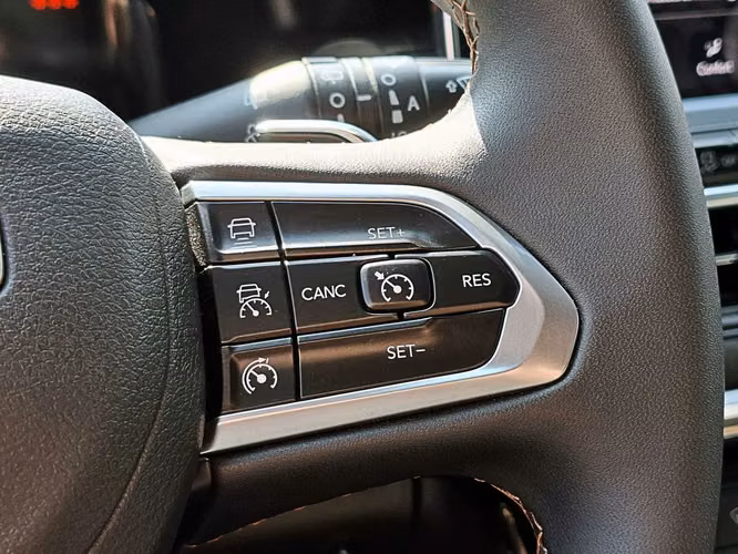 JEEP COMMANDER 2026