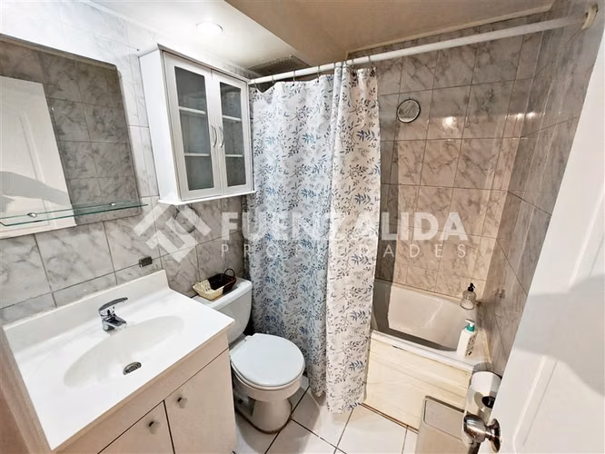 Departamento en venta de 2 dorm/2 Baños . en Independencia
