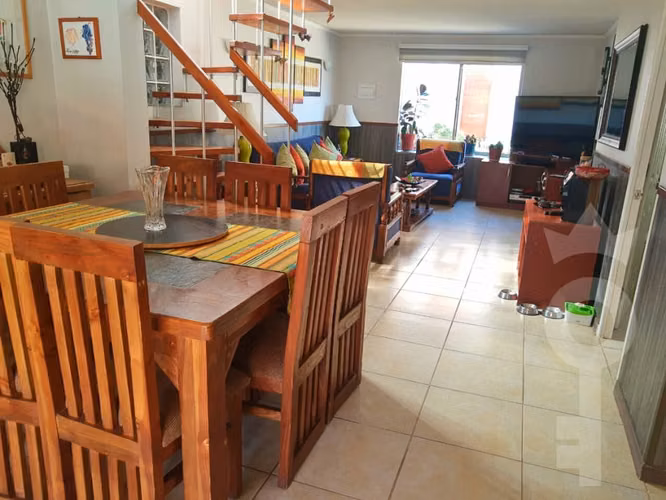 SE VENDE AMPLIA CASA PEÑAFLOR SECTOR RESIDENCIAL - Imagen 20