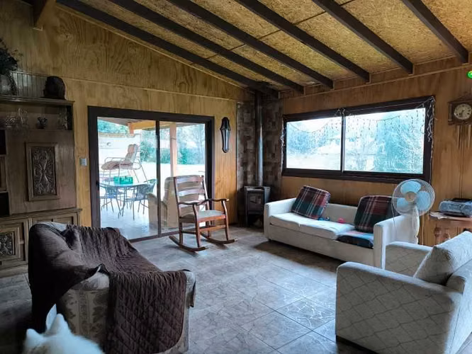 5 D+4B en condominio, 5000 mts (160506)