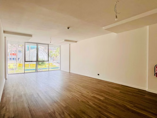 Oficinas Modernas en Pleno Centro (160521)