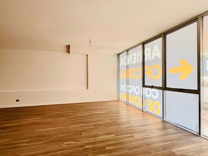 Oficinas Modernas en Pleno Centro (160521)