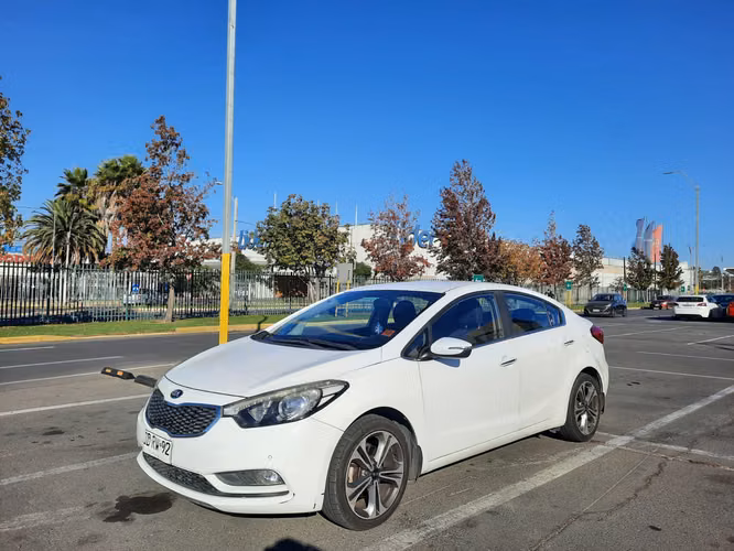 Kia Cerato 2017 SX Automatico