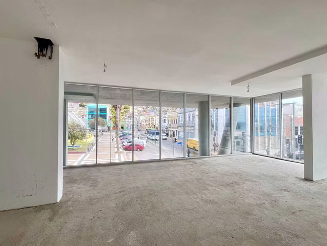 Venta o Arriendo Locales en Esquina Céntrica (160528)