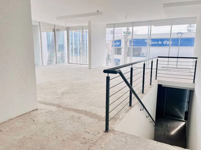 Venta o Arriendo Locales en Esquina Céntrica (160528)