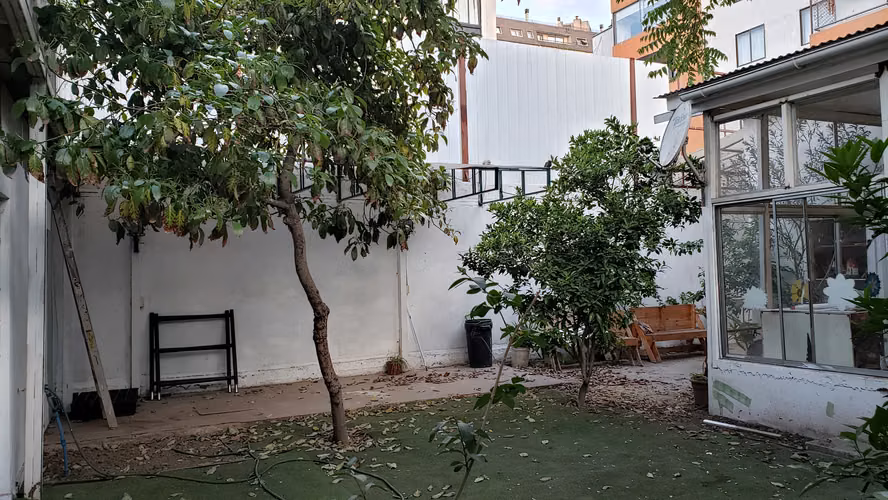 CASA  500 M2, CON DESTINO COMERCIAL, EN CUETO Y COMPAÑIA