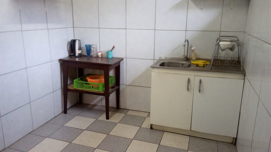 CASA GRANDE  IDEAL INSTITUTO O  OFICINAS EN AV BRASIL