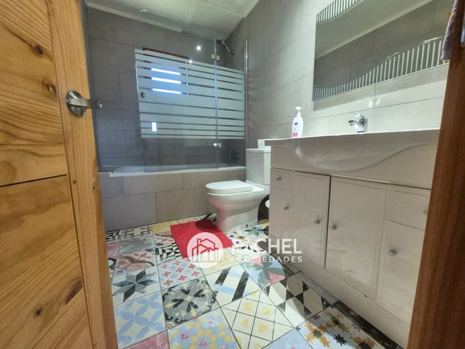SE ARRIENDA HERMOSA CASA AMOBLADA AÑO CORRIDO - Condominio Country Pucón - Imagen 12