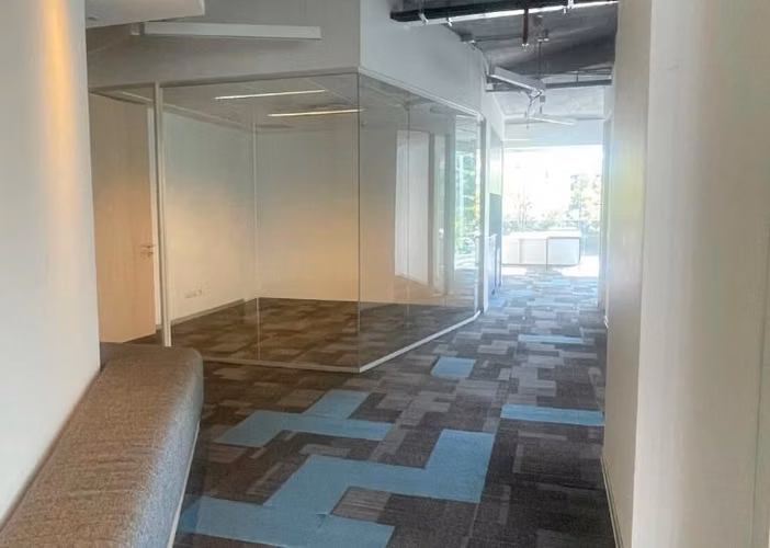 Arriendo OFICINA en Edificio Territoria El Bosque Las Condes - Imagen 6