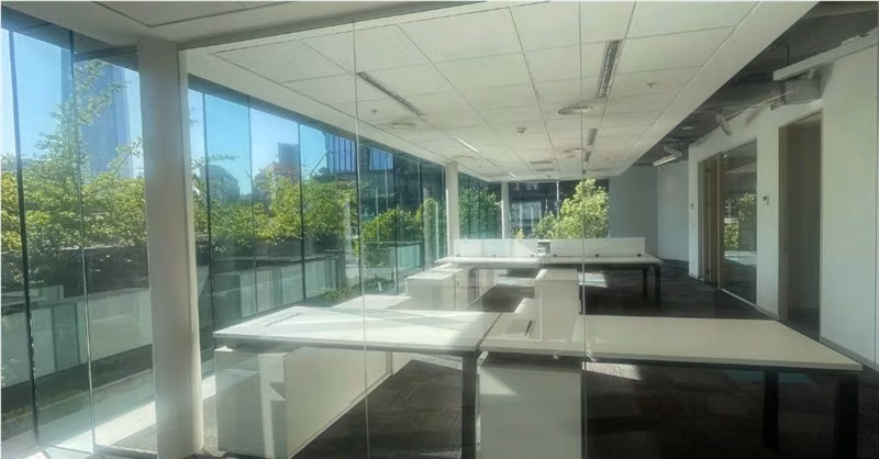 Arriendo OFICINA en Edificio Territoria El Bosque Las Condes - Imagen 11