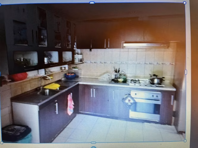 SE VENDE PROPIEDAD EN SECTOR COMERCIAL - Imagen 4