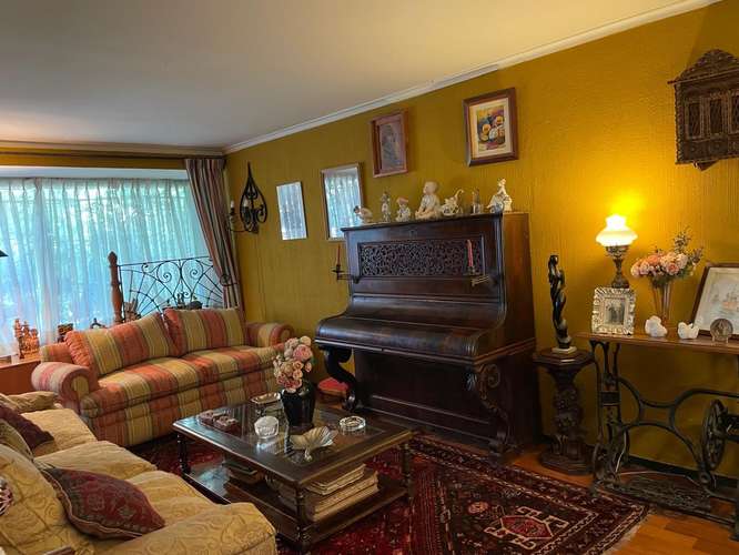 VENTA CASA 4 DORMITORIOS 3 BAÑOS Y BODEGA - Imagen 3