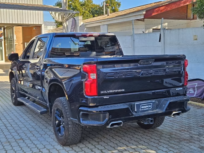 Chevrolet Silverado Silverado Cc Dcab 4x4 5.3 Aut... - Imagen 16