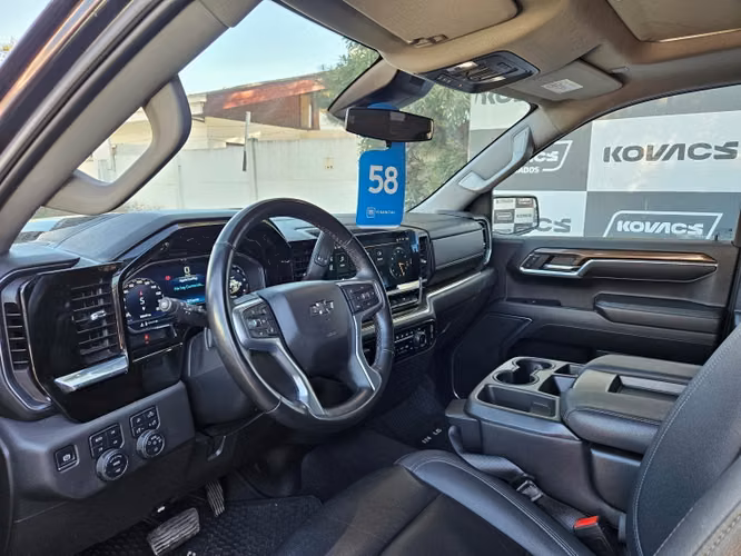 Chevrolet Silverado Silverado Cc Dcab 4x4 5.3 Aut... - Imagen 9