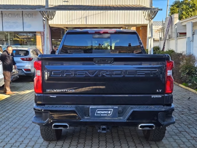 Chevrolet Silverado Silverado Cc Dcab 4x4 5.3 Aut... - Imagen 17