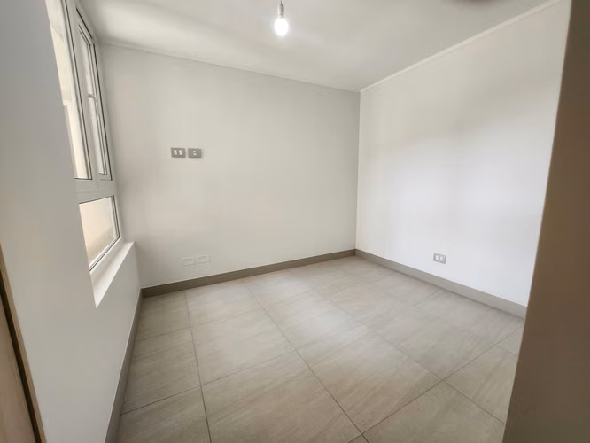 Departamento 2 dormitorios con terraza, cocina equipada y amenidades en edificio nuevo, Macul - Imagen 5
