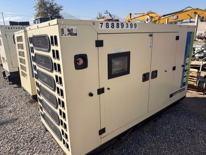 Generador eléctrico varios KVA disponible