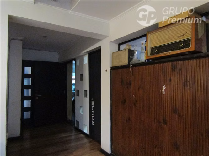 Se vende Casa 10D/5B 11/2 Cuadra del Metro Rodrigo de Araya