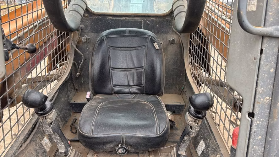 Minicargador Case 180 año 2019 impecable