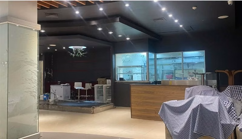 Local Comercial Arriendo Ed. Parque Titatanium Providencia - Imagen 3