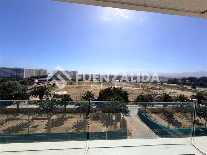Departamento en venta de 2 dorm. en La Serena