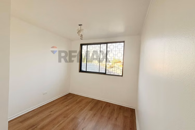 Venta de casa comercial - la reina