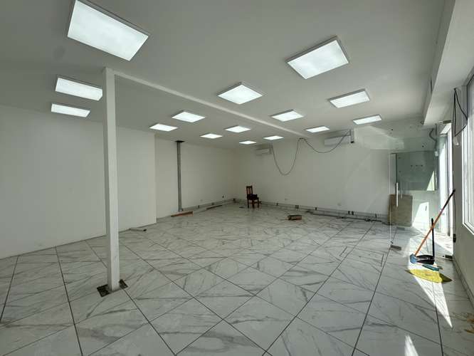 LOCAL  COMERCIAL NUEVO EN PLENA AVENIDA - Imagen 8
