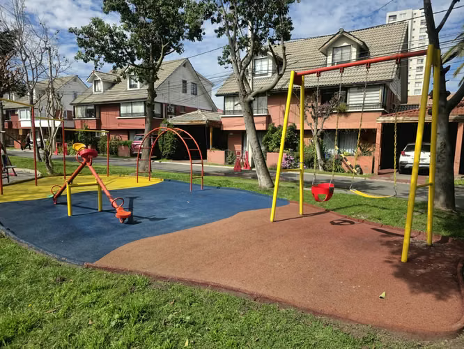 CADA 4D/3B EN CONDOMINIO CON PISCINA Y 2 EST, MAIPÚ - Imagen 19