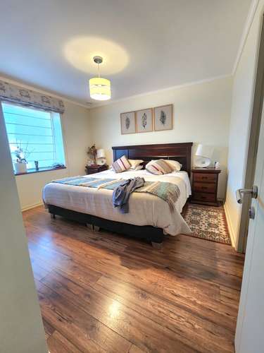 MODERNA CASA EN VENTA, SECTOR PUERTAS DEL SOL, PLUSVALÍA - Imagen 8