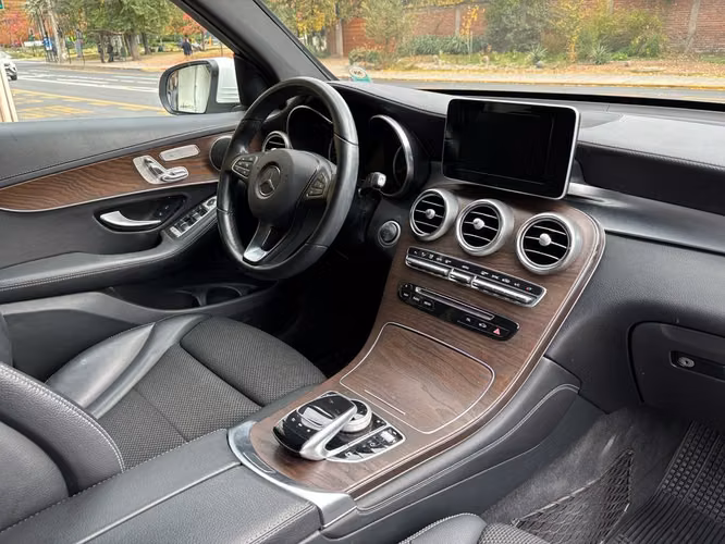 MERCEDES-BENZ GLC 250 D 2019
