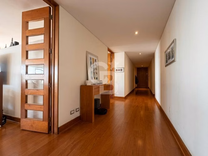 Excelente Departamento con vista privilegiada.