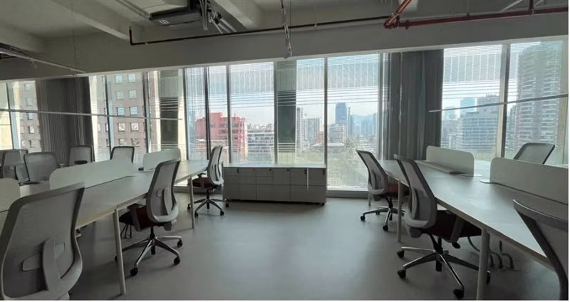 Arriendo OFICINA en Edificio SCL en Las Condes