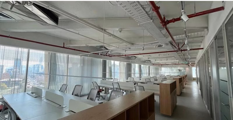 Arriendo OFICINA en Edificio SCL en Las Condes