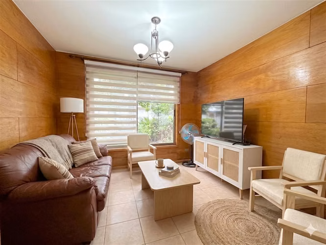 Casa en venta de 3D/3B/1E sala de estar, Puente Alto