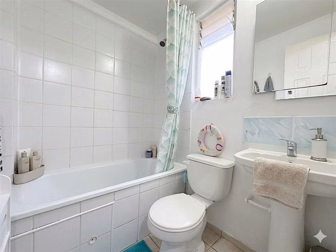 Casa en venta de 3D/3B/1E sala de estar, Puente Alto
