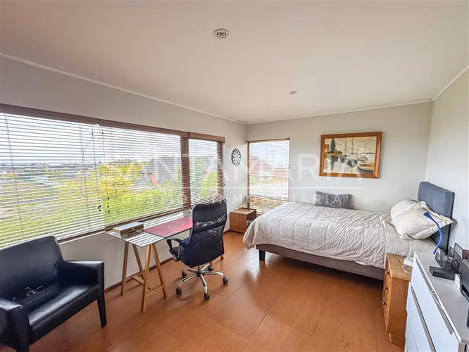 Casa en venta de 6 dorm. en el Venado, San Pedro de la Paz